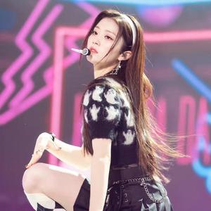 成人区精品一区二区婷婷
